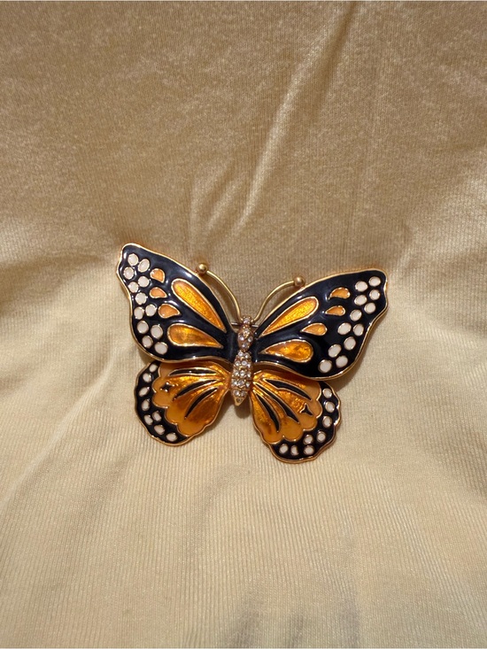 Kenneth Jay Lane Jewelry - Vintage Kenneth Jay Lane butterfly brooch